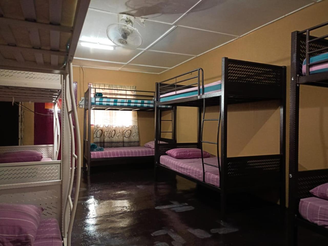 Gecko Guesthouse Pantai Cenang  Esterno foto