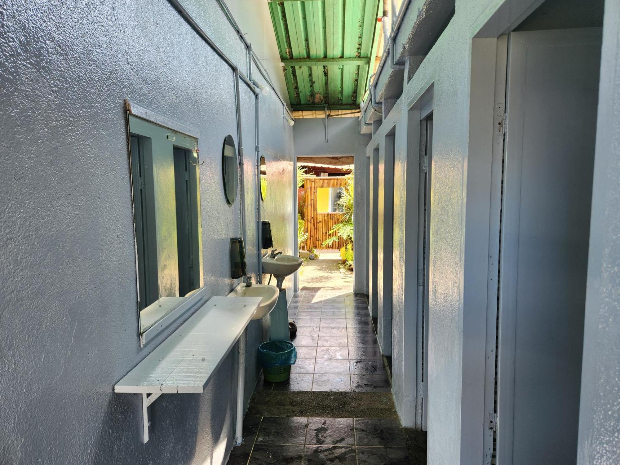 Gecko Guesthouse Pantai Cenang  Esterno foto